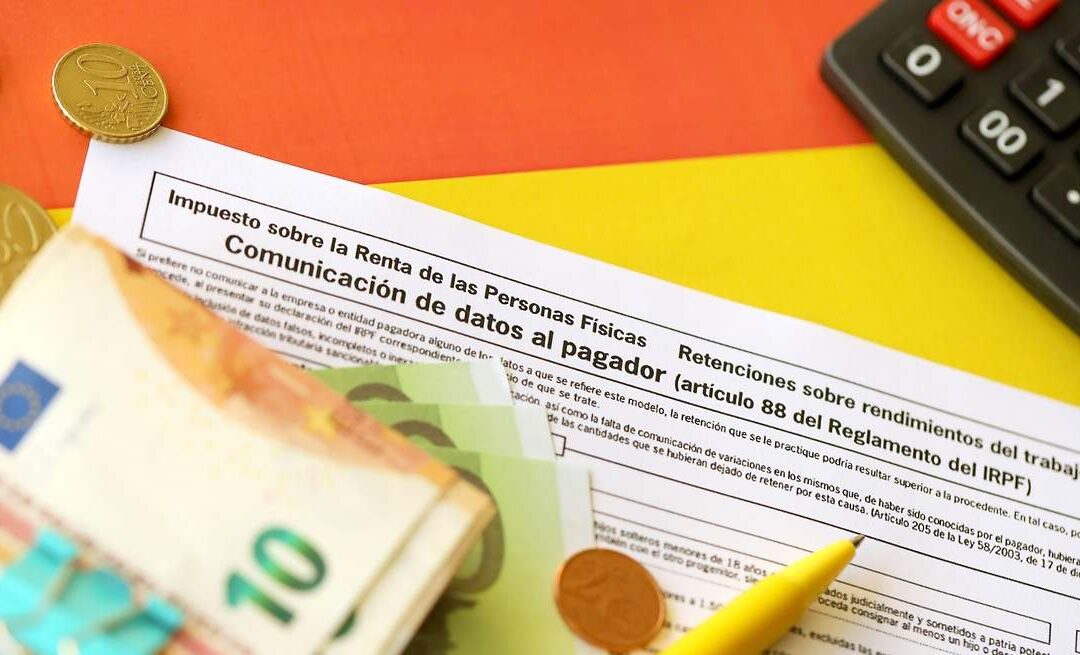 Se inicia la campaña de IRPF con novedades en: mínimo exento, límites de deducciones en planes de pensiones, deducción por hijos menores de 3 años, obligación de declaración de cripto activos, aumento del porcentaje de gastos de difícil justificación…